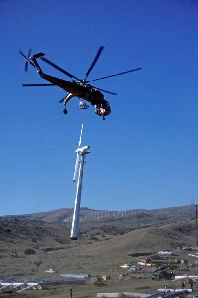 Installation of Aeroman 40 kW 12.5 m, 1985, in California's Tehachapi Pass.